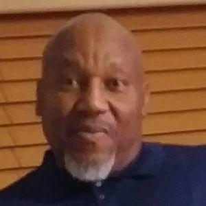 Meet your Posher, Holsey